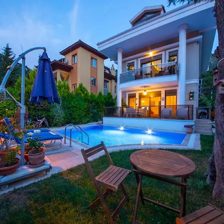 Diva Icmeler Daily Weekly Villa